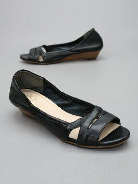 Cole Haan Ladies 9.5 Amari NikeAir Black Leather Open-toe Wedge Pump Heels Shoes
